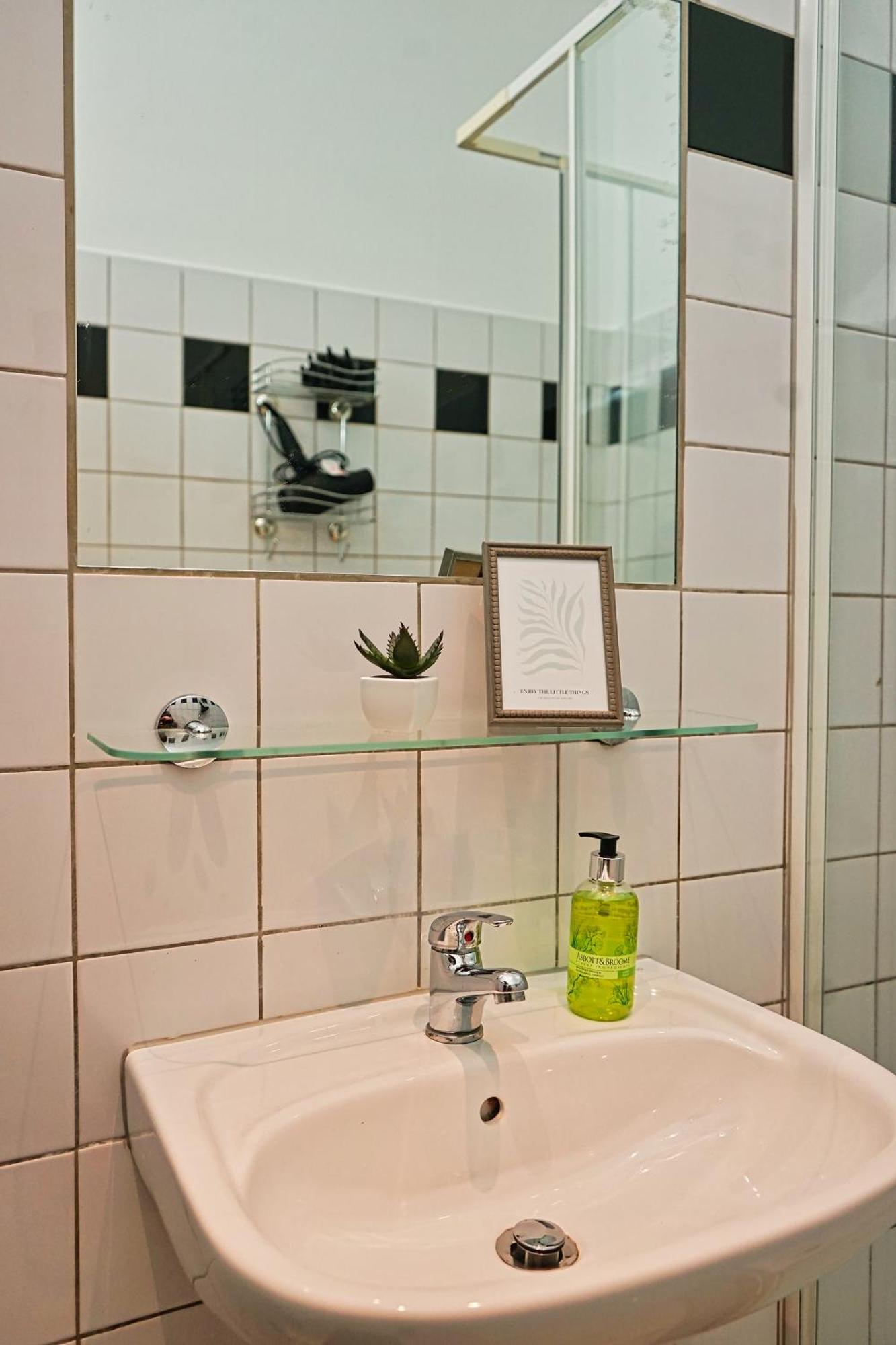 City Nook Apartments Near Hauptbahnhof Vienna Esterno foto